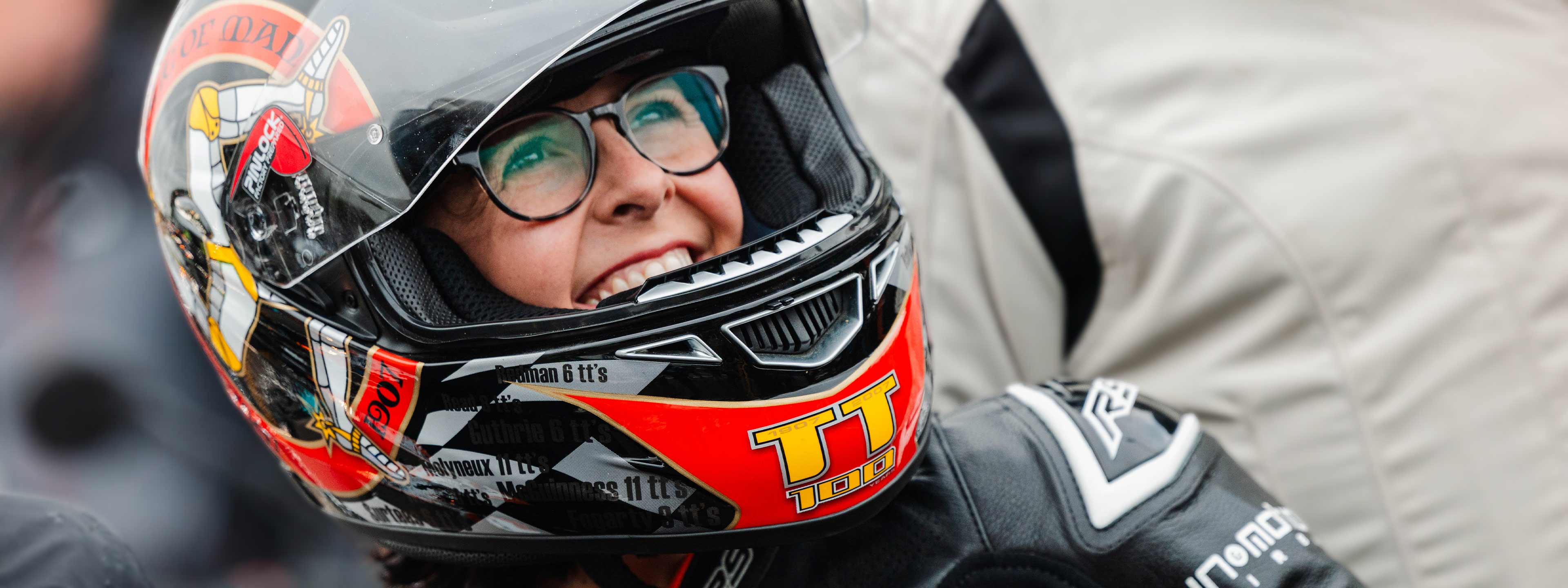 WOMEN RIDERS WORLD RELAY TO LEAD 2026 TT LEGACY LAP