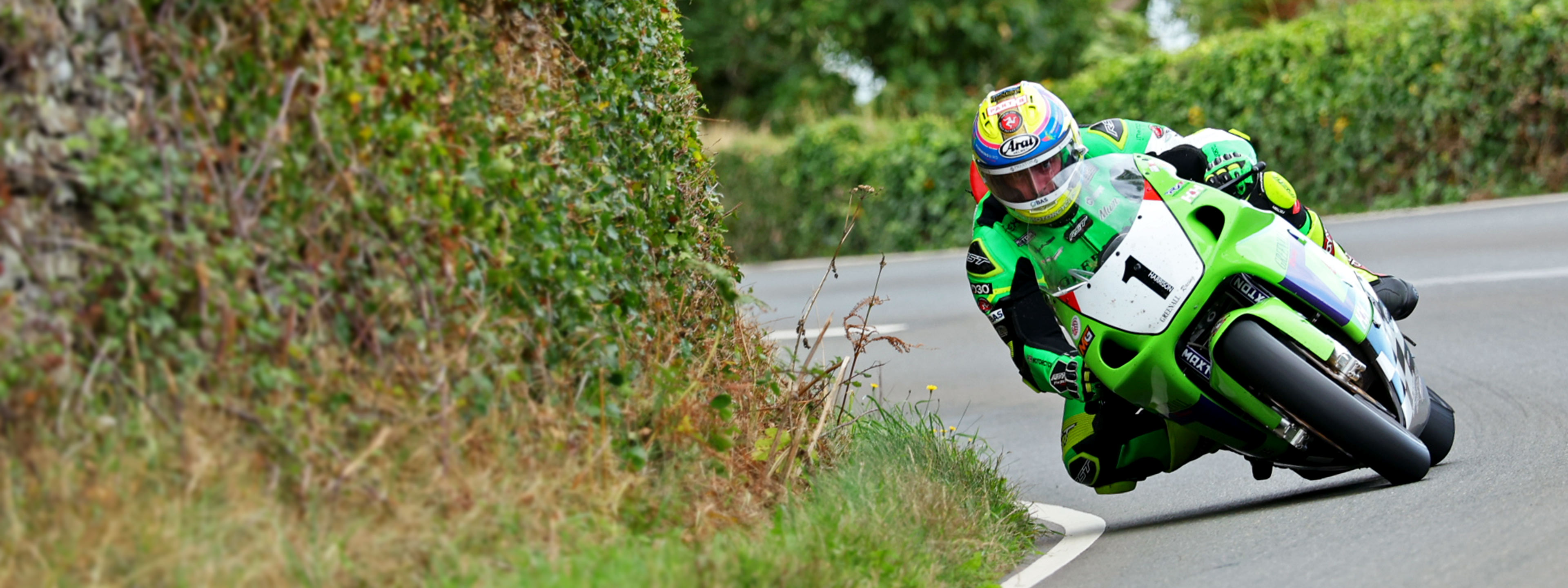 HARRISON SETS THE PACE IN THURSDAY QUALIFYING 